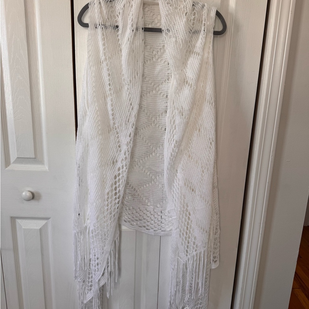 White Fringe Open Knit Lace Shawl Vest No Size See pics for measurements Boho - Picture 2 of 11